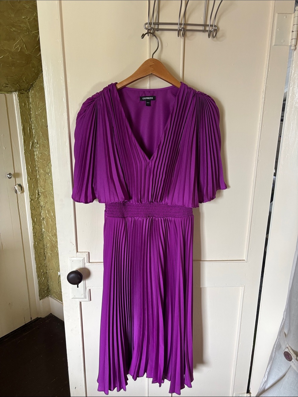Express Magenta Pleated V-Neck Midi Dress